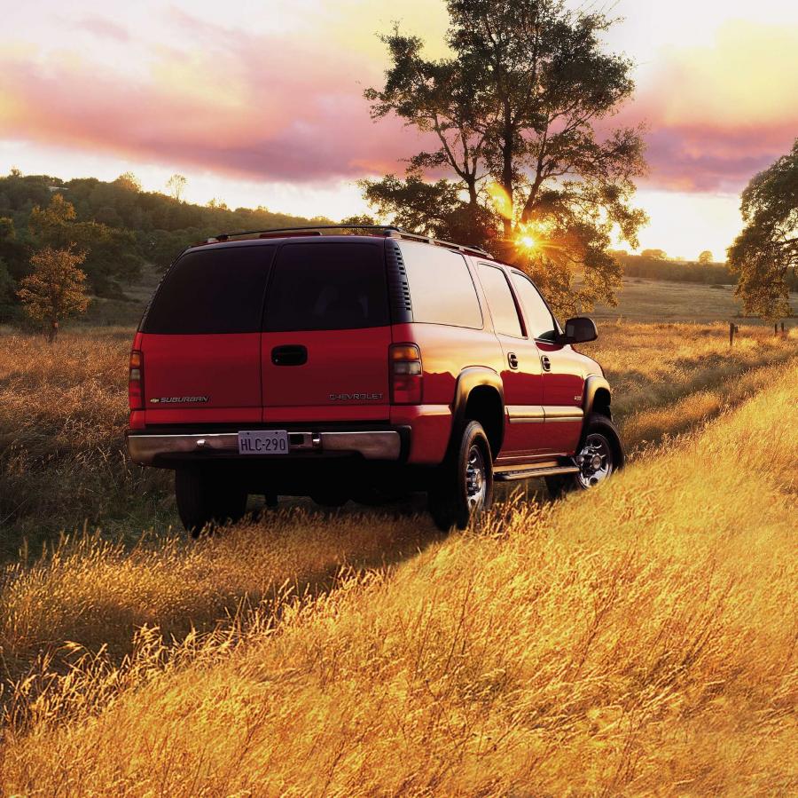  Chevrolet Suburban 2000 года  (фото 40 из 48)
